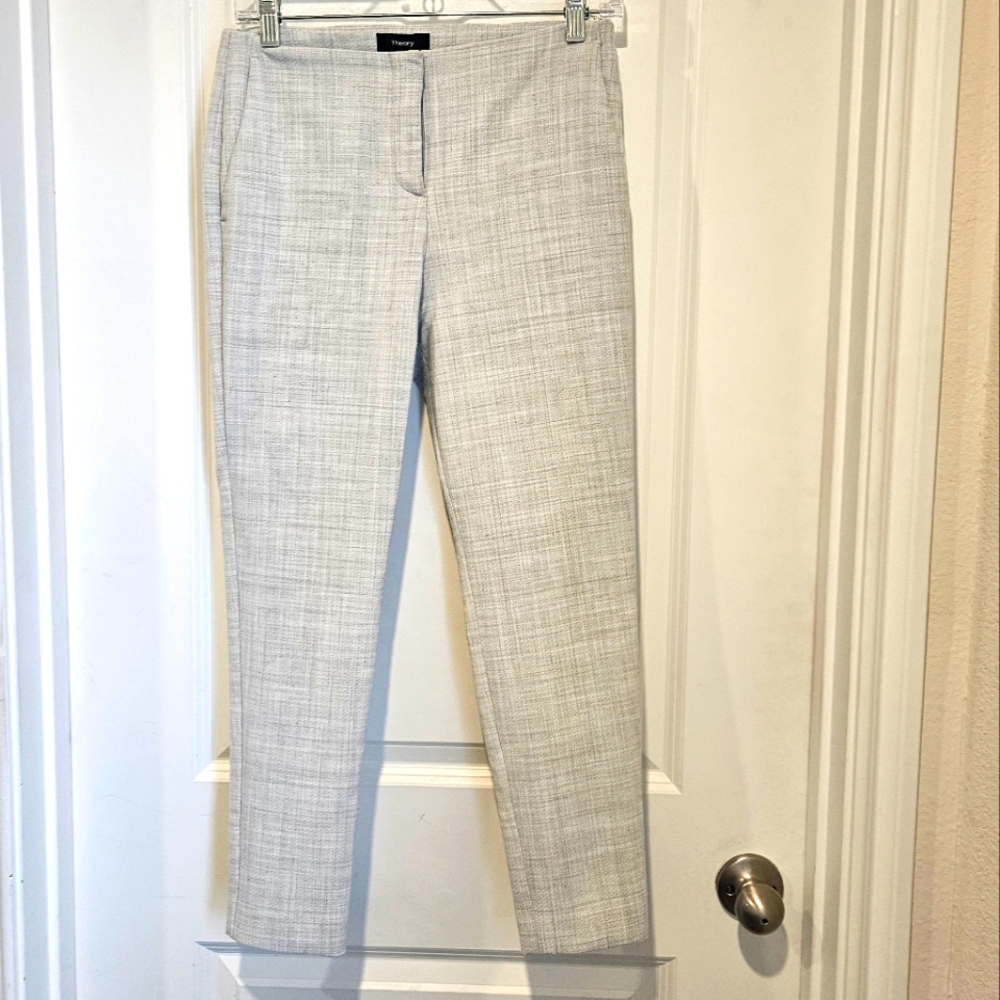 Theory Light Grey Trousers Size 2